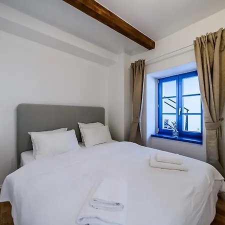 Aparthotel Magistr *